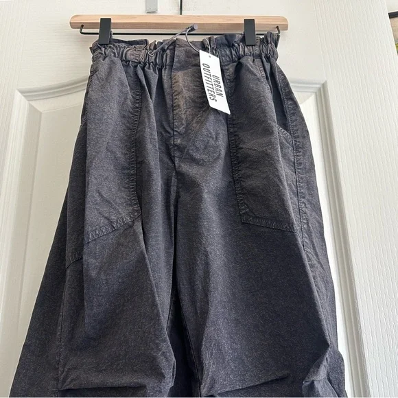 NWT Urban Outfitters Sloan Nylon Balloon Pants. Size: XS. Excellent condition - Picture 7 of 14